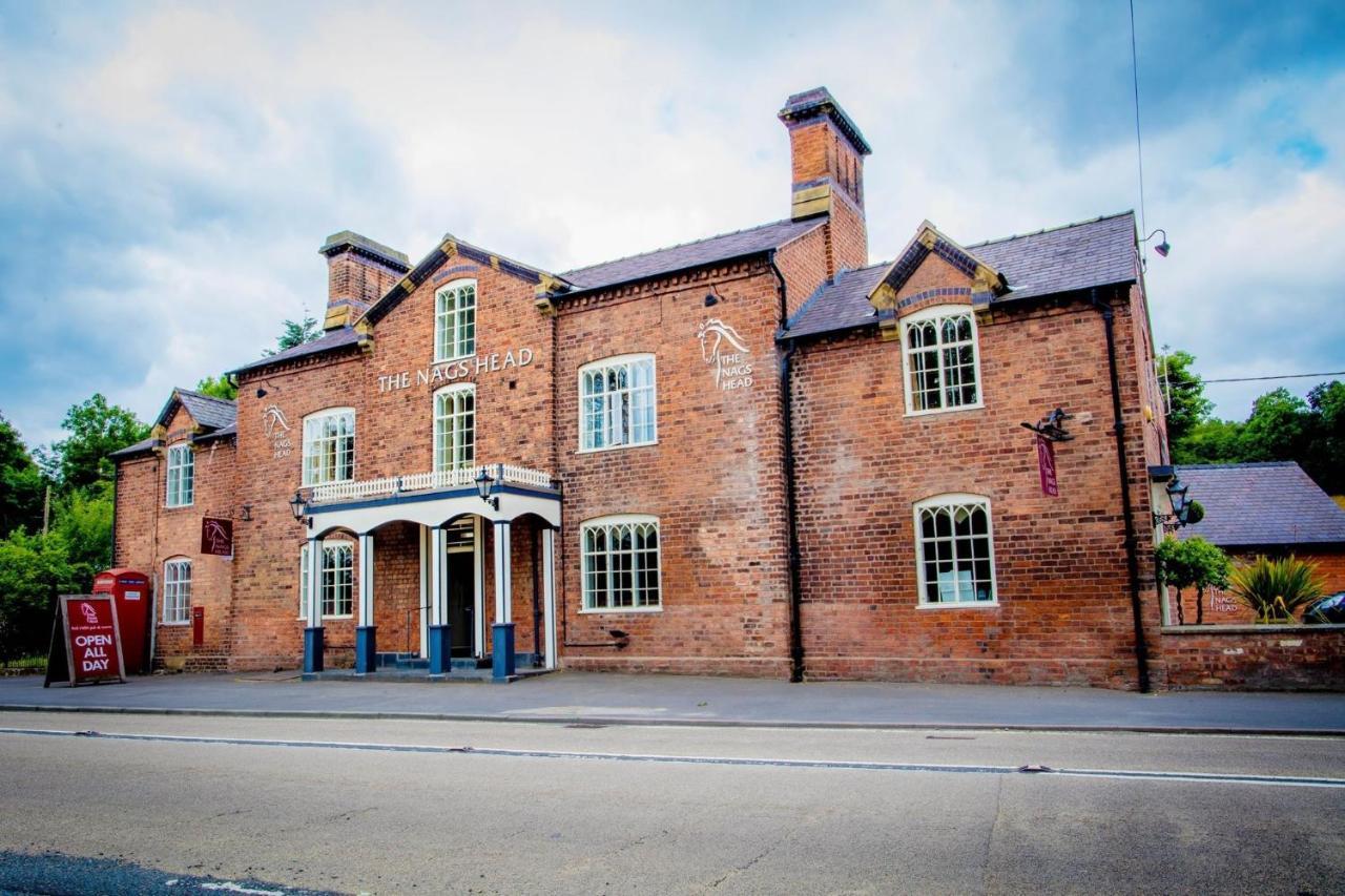 The Nags Head Hotel Montgomery Kültér fotó